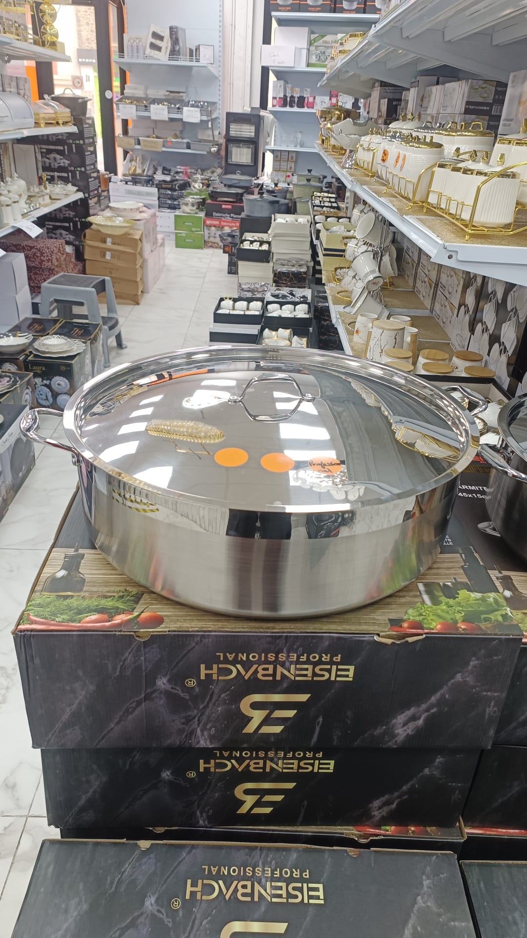 SAUTOIR INOX PEOFESSIONNEL 40x13 cm induction