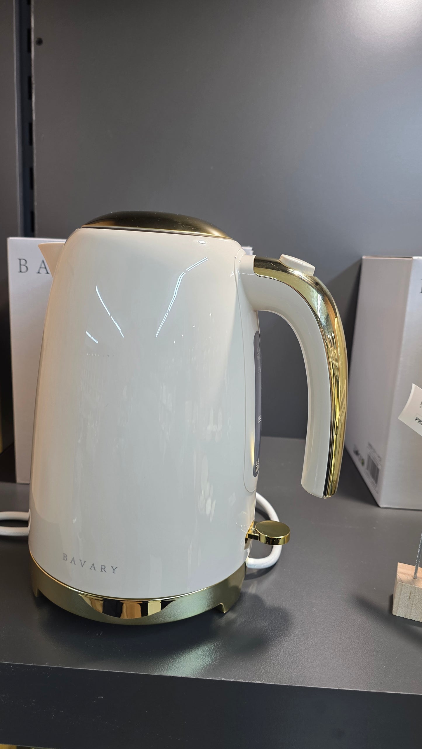 BOUILLOIRE BEIGE DORE