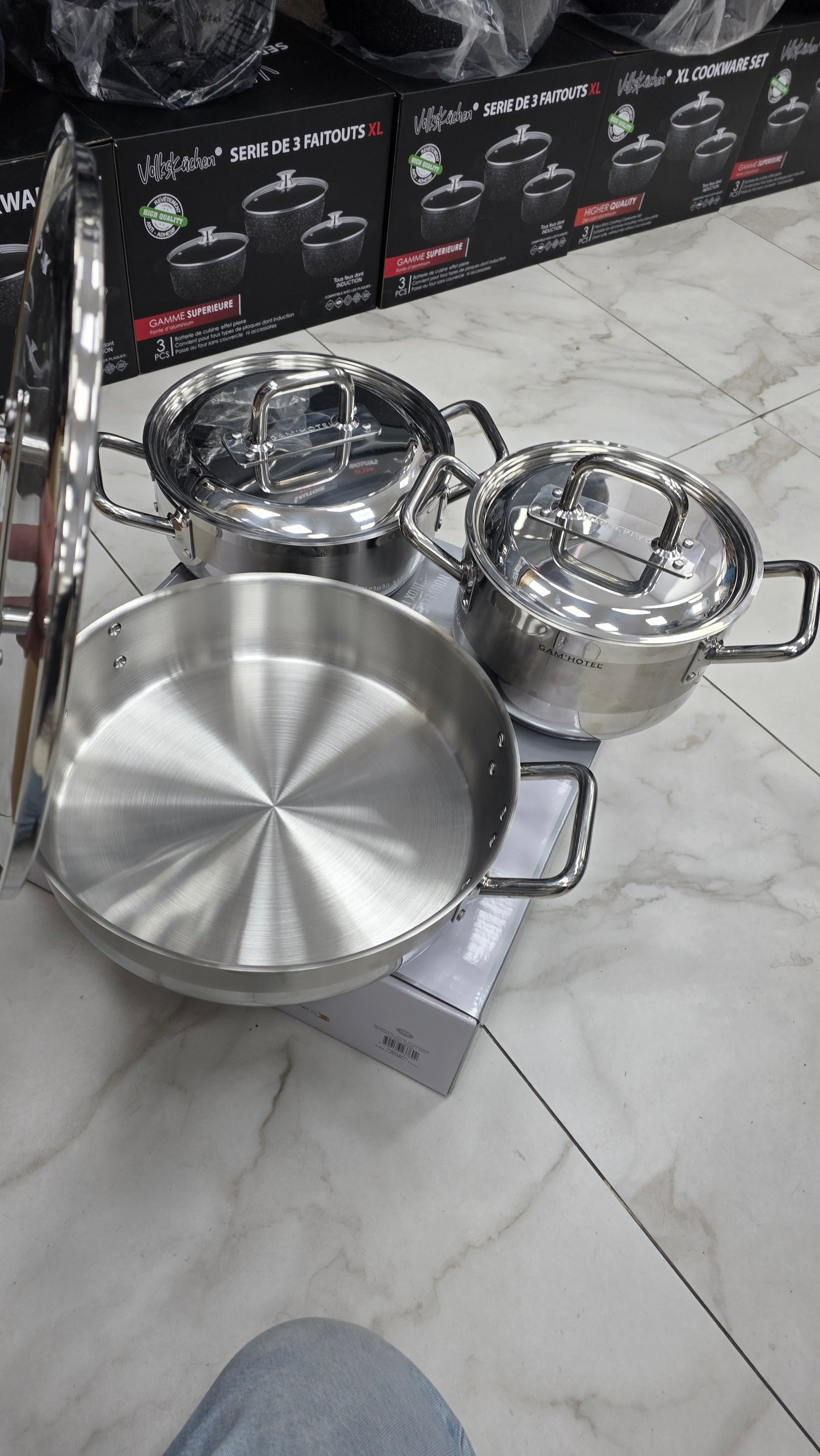 Ensemble de 3 produits professionnel : marmite 24 cm+ faitout 28 cm+ sautoir 36cm