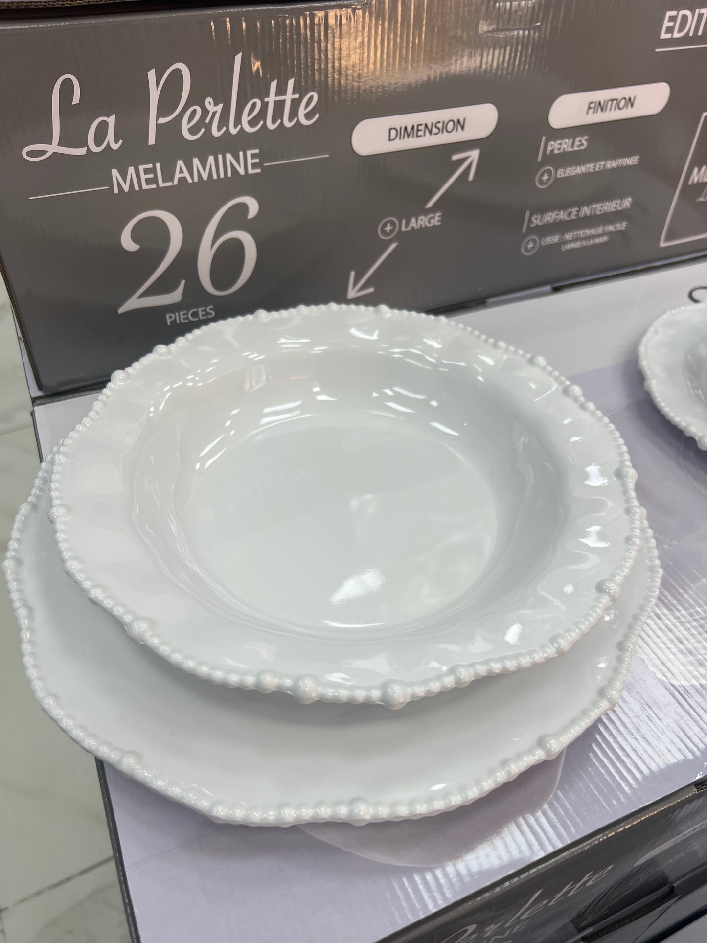 SERVICE 26 pcs Melaminé- modèle Boule design