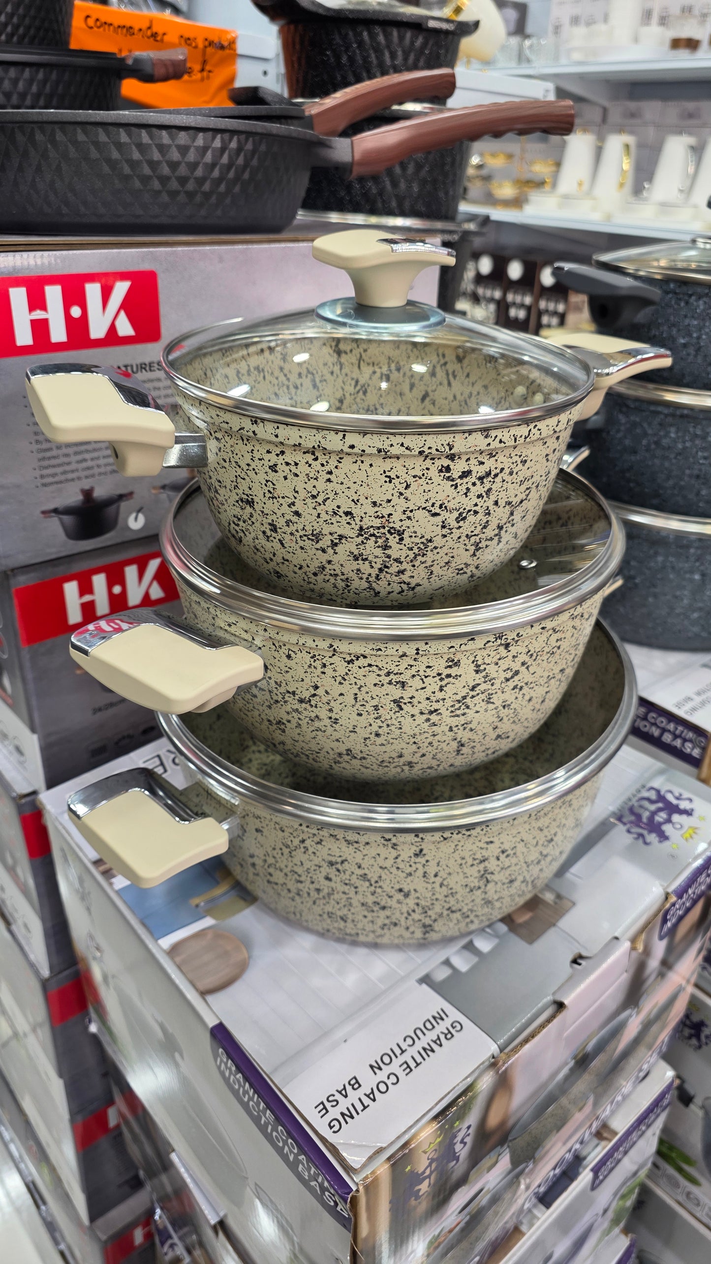 SERIE DE 3 MARMITES GRANITE 28-24-22 cm INDUCTION COULEUR BEIGE