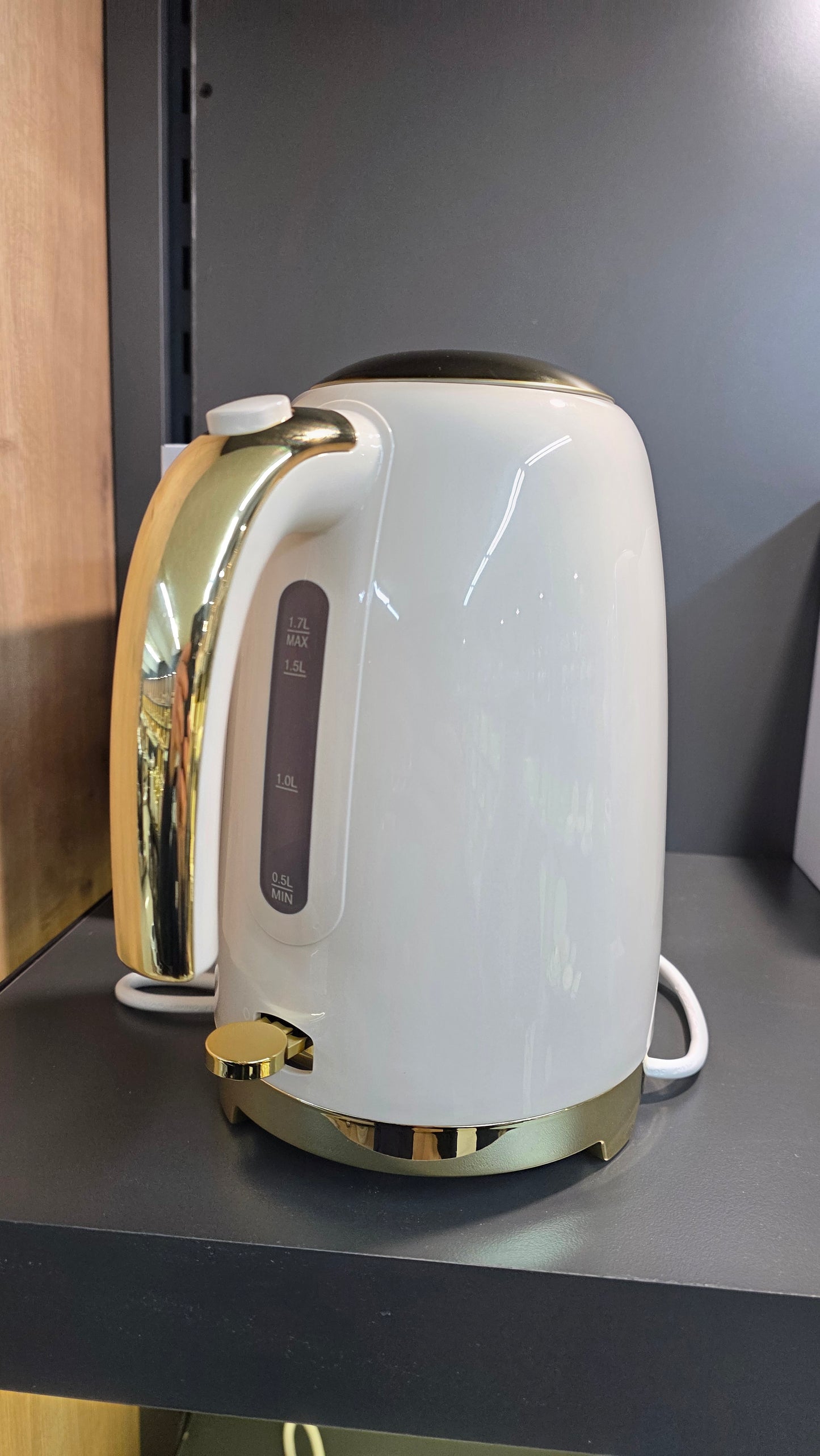 BOUILLOIRE BEIGE DORE