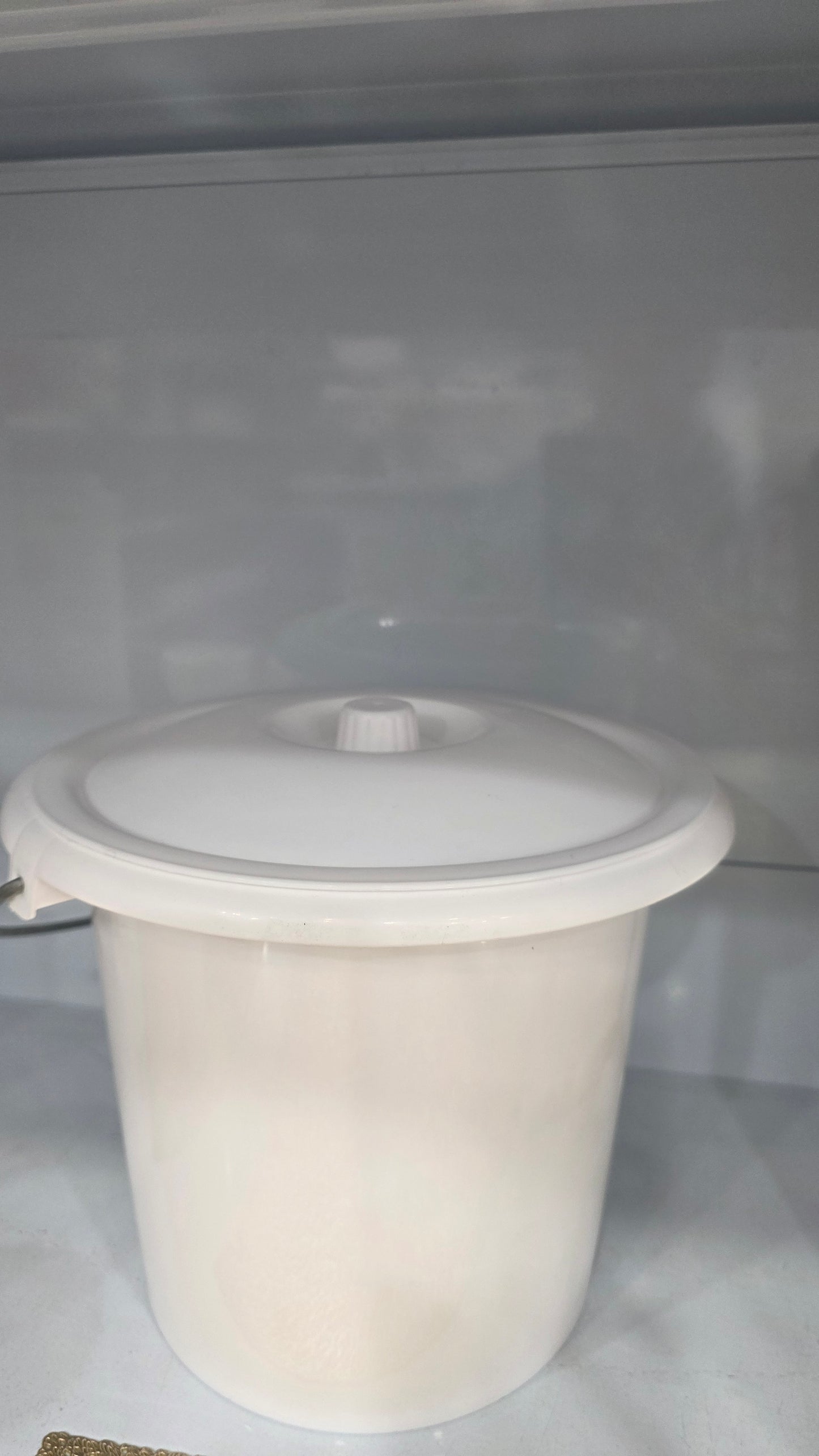Lot de 4 POTS AVEC COUVERCLE 4 LT